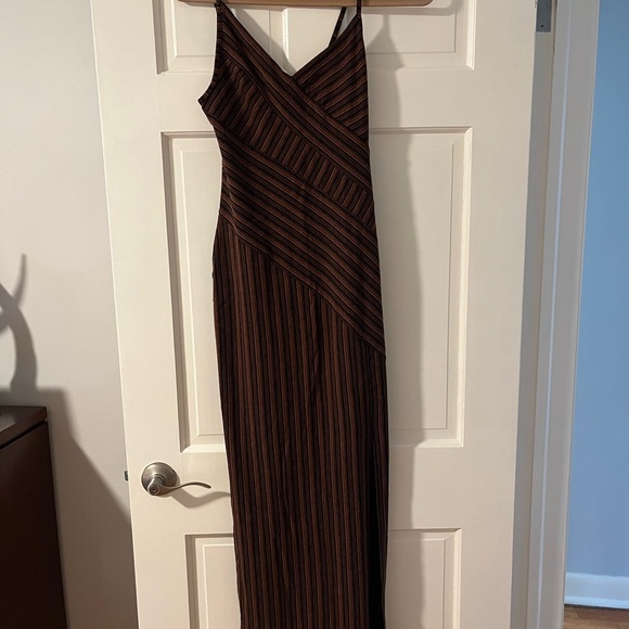 EXCELLENT CONDITION BCBG MAXAZRIA STRETCHY MAXI DRESS - Picture 3 of 7